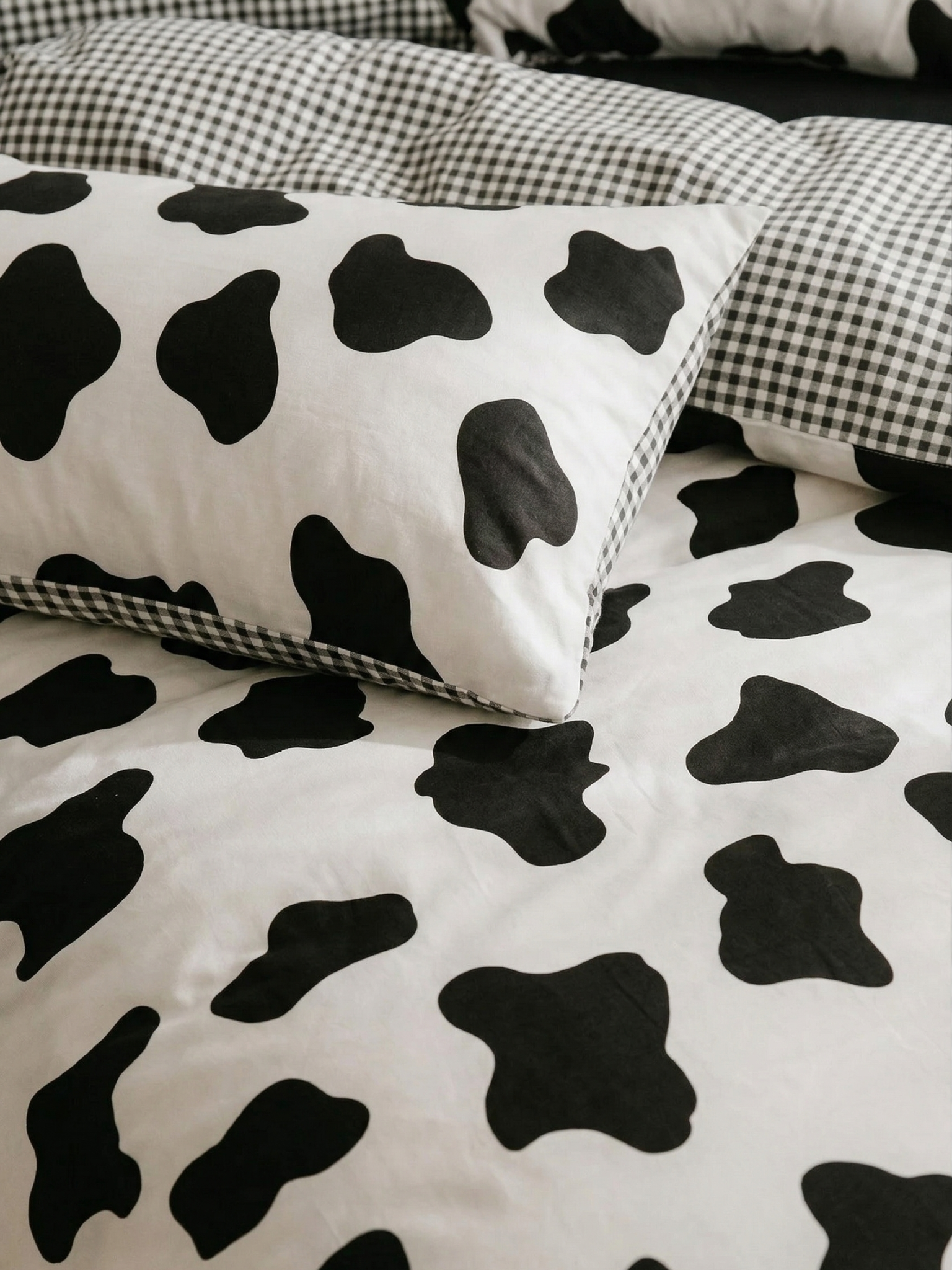 Komplet Pościeli Bawełnianej Dwustronnej 3-częściowej w Krowie Łaty